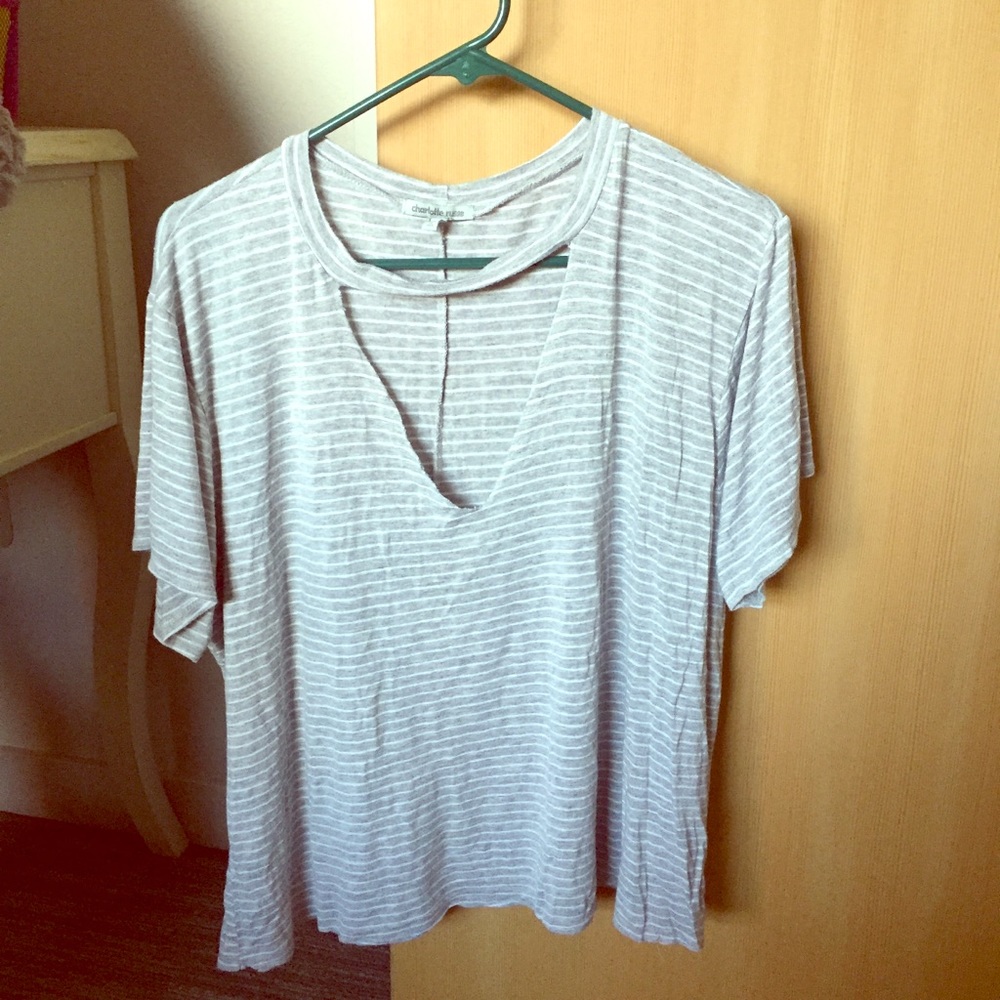 Charlotte Russe loose T-Shirt with front V cutout